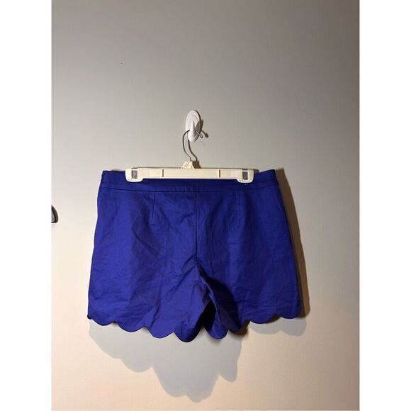 Lilly Pulitzer blue scallop shorts size 8 C10-10 - Picture 2 of 3